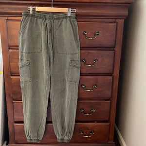 7 For All Mankind cotton joggers EUC